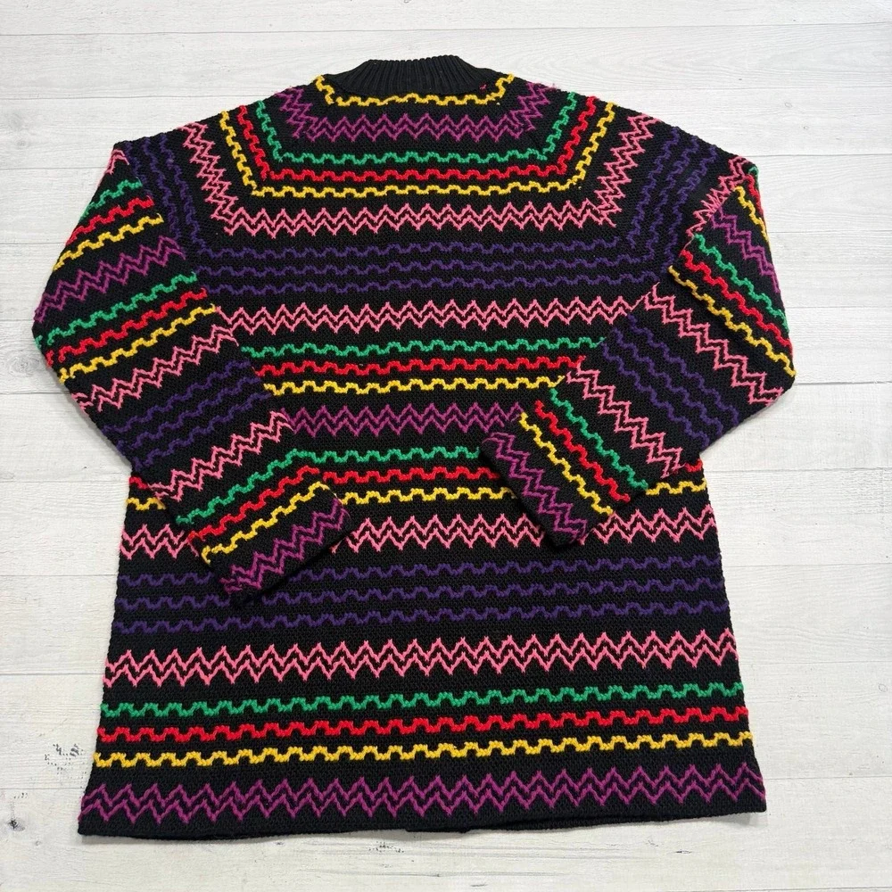 Vintage‎ women's colorful rainbow stripe 100% virgin wool sweater